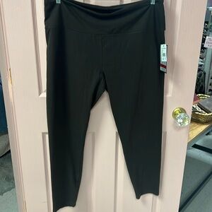Women’s size 2X tummy control leggings NWT